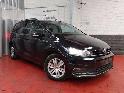 Zwart Gebruikt 2018 VW Touran Trendline MPV | € 12.490