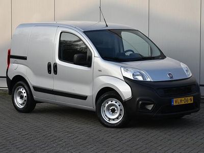 Occasion Fiat Fiorino 80 PK (58 kW) 2021 Grijs (metallic) MPV