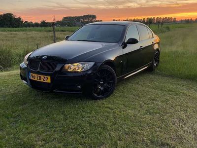 BMW 335