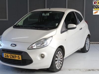 Wit (metallic) Occasion 2013 Ford Ka Titanium X Hatchback | € 3.450 (Eerlijke prijs)