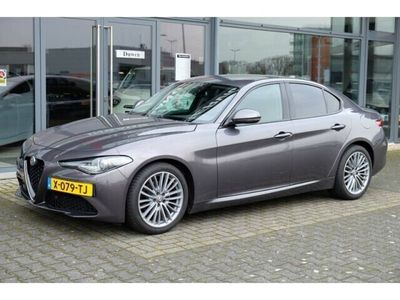 tweedehands Alfa Romeo Giulia 2.0 200pk Super Camera 18 inch Pdc Navi