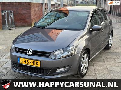 Grijs (metallic) Occasion 2014 VW Polo Edition Hatchback | € 6.450 (Eerlijke prijs)