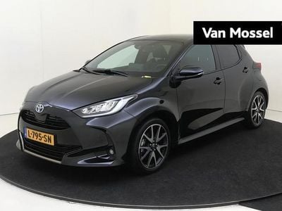Occasion Toyota Yaris Executive 116 PK (85 kW) 2021 Zwart Hatchback