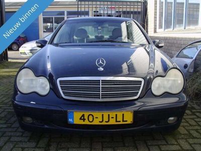 Mercedes C200