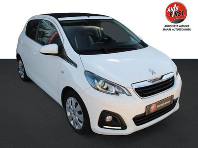 Wit Gebruikt 2015 Peugeot 108 Active Top Hatchback | € 6.200 (Iets duurder)