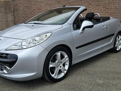 tweedehands Peugeot 207 CC 1.6-16V T Sport 150pk/airco/pdc/ 91.717km !