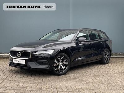 tweedehands Volvo V60 2.0 B3 Essential automaat park assist draadloos opladen dab+ nav bluetooth