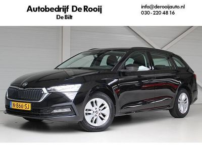 Zwart Gebruikt 2022 Skoda Octavia Business Line Stationwagen | € 19.950 (Goede deal)
