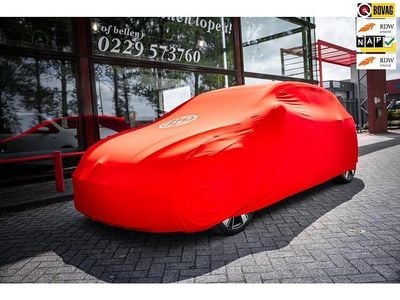 Zwart (metallic) Occasion 2021 VW Touran Highline MPV | € 27.950 (Goede deal)