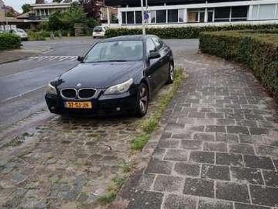 BMW 525