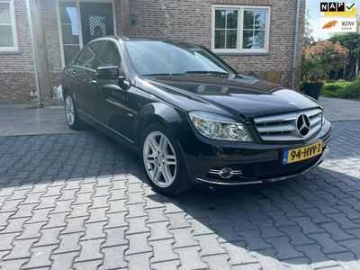 tweedehands Mercedes C180 / Panorama dak / stoelverwarming / Parkeersensoren v+a /