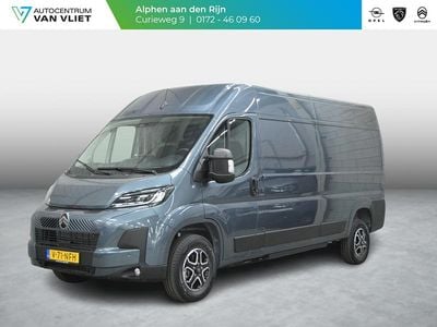 Ferro grey (licht grijs) Nieuw 2025 Citroën Jumper Style MPV | € 44.995 (Duur)