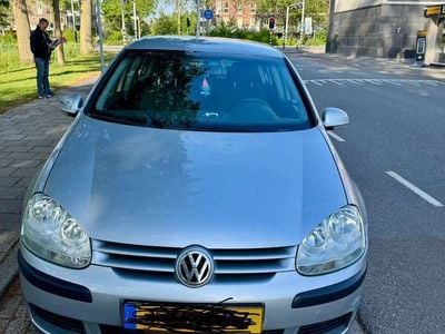 VW Golf V
