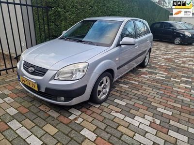 tweedehands Kia Rio 1.6 CVVT X-ecutive 2006 5Drs Clima Lm velgen