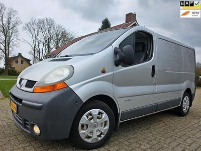 Grijs Gebruikt 2006 Renault Trafic MPV | € 8.495