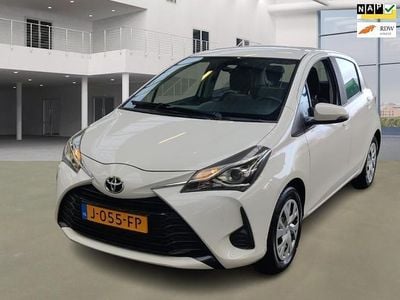 Wit Gebruikt 2020 Toyota Yaris Active Hatchback | € 9.500 (Goede deal)