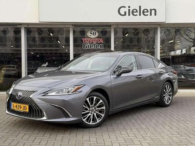 Occasion Lexus ES300 Business Edition 218 PK (160 kW) 2021 Grijs, metallic lak Sedan
