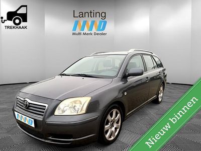 Grijs Gebruikt 2006 Toyota Avensis Terra Stationwagen | € 1.250 (Duur)