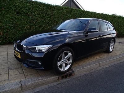 Occasion BMW 318 Luxury Line 136 PK (100 kW) 2015 Zwart Stationwagen
