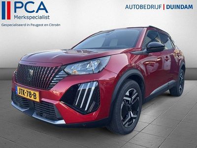 Rood (metallic) Occasion 2024 Peugeot 2008 Allure SUV | € 22.450 (Eerlijke prijs)