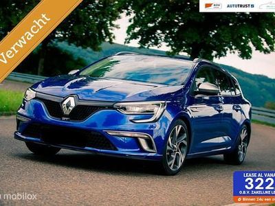 Blauw (metallic) Occasion 2018 Renault Mégane GrandTour Bose Edition Stationwagen | € 19.890