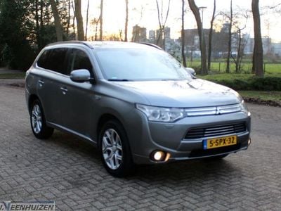 Grijs Occasion 2013 Mitsubishi Outlander P-HEV Instyle SUV | € 5.999 (Iets duurder)