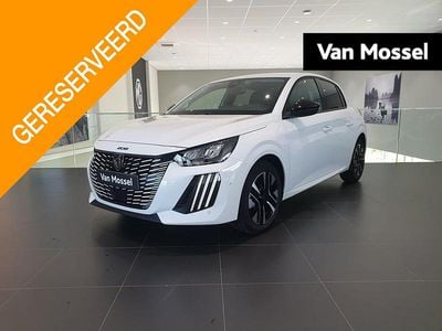 Wit Occasion 2025 Peugeot 208 Allure Hatchback | € 23.940 (Goede deal)