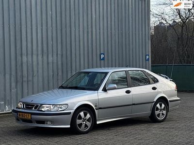 Grijs (metallic) Occasion 2001 Saab 9-3 Anniversary Hatchback | € 9.950