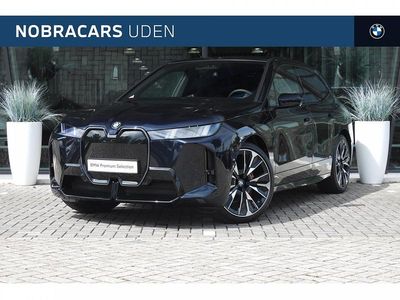 M carbonschwarz (donker zwart metallic) Gebruikt 2025 BMW iX Comfort Edition SUV | € 85.850