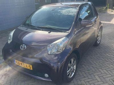 Toyota iQ