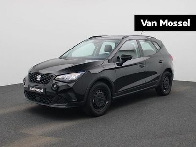Zwart Gebruikt 2023 Seat Arona Reference SUV | € 18.900 (Eerlijke prijs)