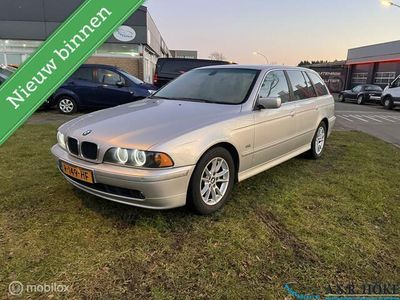 BMW 525