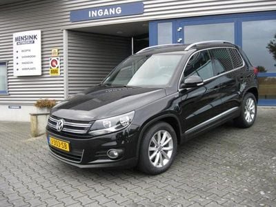 Zwart Gebruikt 2015 VW Tiguan Sportline SUV | € 13.750 (Eerlijke prijs)