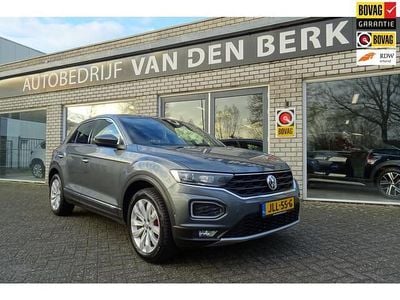 Grijs Occasion 2019 VW T-Roc Beats SUV | € 22.400 (Goede deal)