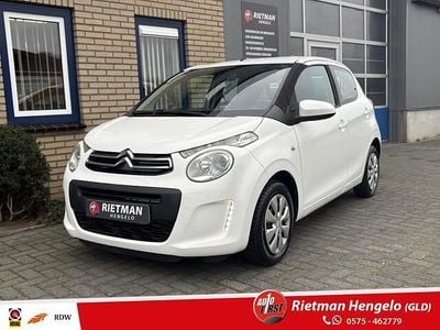 Wit (metallic) Gebruikt 2018 Citroën C1 Feel Hatchback | € 6.500 (Eerlijke prijs)