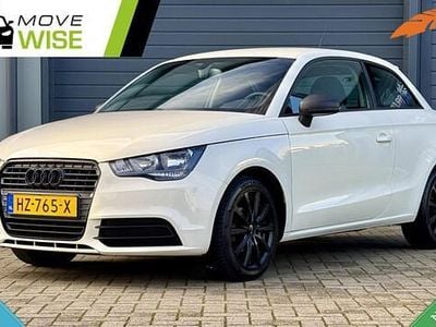 Wit Gebruikt 2012 Audi A1 Attraction Hatchback | € 7.450 (Eerlijke prijs)