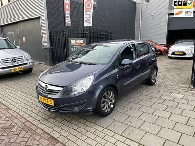 Blauw Gebruikt 2011 Opel Corsa Edition Hatchback | € 2.999 (Super prijs)