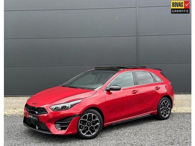 Rood Occasion 2024 Kia Ceed GT-Line Hatchback | € 27.950 (Eerlijke prijs)