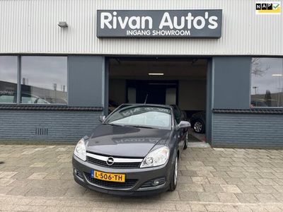 tweedehands Opel Astra Cabriolet 1.6 COSMO