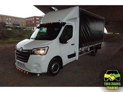 Wit Gebruikt 2022 Renault Master Van | € 19.777 (Eerlijke prijs)