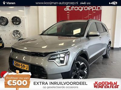 Grijs Gebruikt 2024 Kia Niro Advance SUV | € 33.950 (Eerlijke prijs)