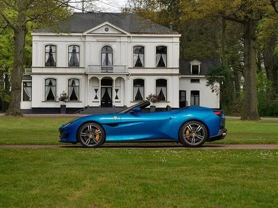 Blauw Occasion 2020 Ferrari Portofino Cabriolet | € 229.500