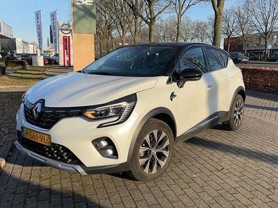 Twotone blanc nacré / noir ét Occasion 2022 Renault Captur Techno SUV | € 18.900 (Eerlijke prijs)