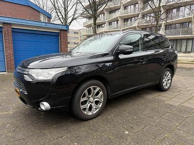 Zwart Gebruikt 2013 Mitsubishi Outlander Intense+ SUV | € 6.166 (Eerlijke prijs)