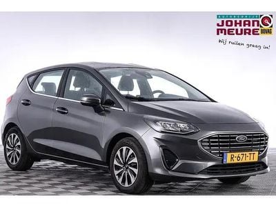 Grijs Gebruikt 2022 Ford Fiesta Titanium Hatchback | € 14.990 (Goede deal)