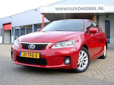 Lexus CT200h