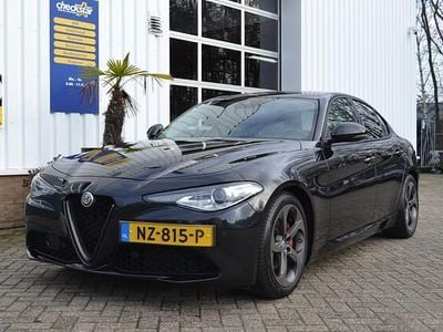 Occasion Alfa Romeo Giulia Super 200 PK (147 kW) 2017 Zwart (metallic) Sedan