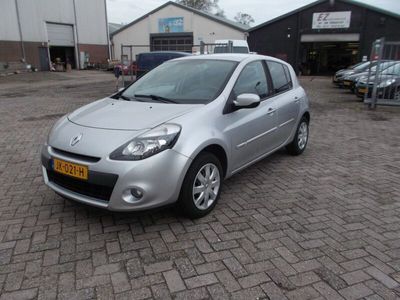 tweedehands Renault Clio IV 1.5 dCi Authentique airco