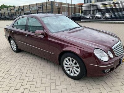 Mercedes E280