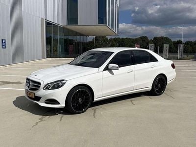 Mercedes E200